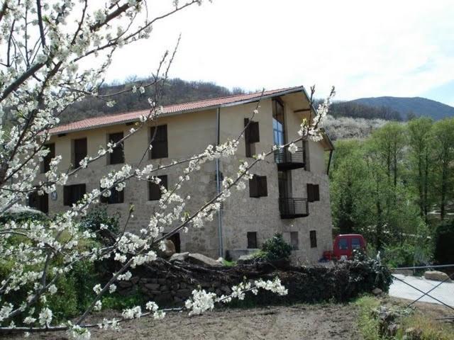 Albergue Aurora Boreal Casas del Monte Esterno foto